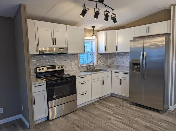 7077 Stearns Rd, Rome, NY