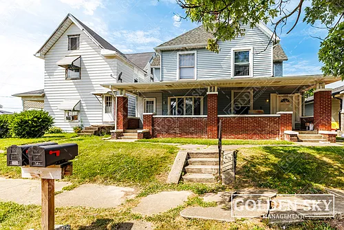 204 E 6th St Photo 1