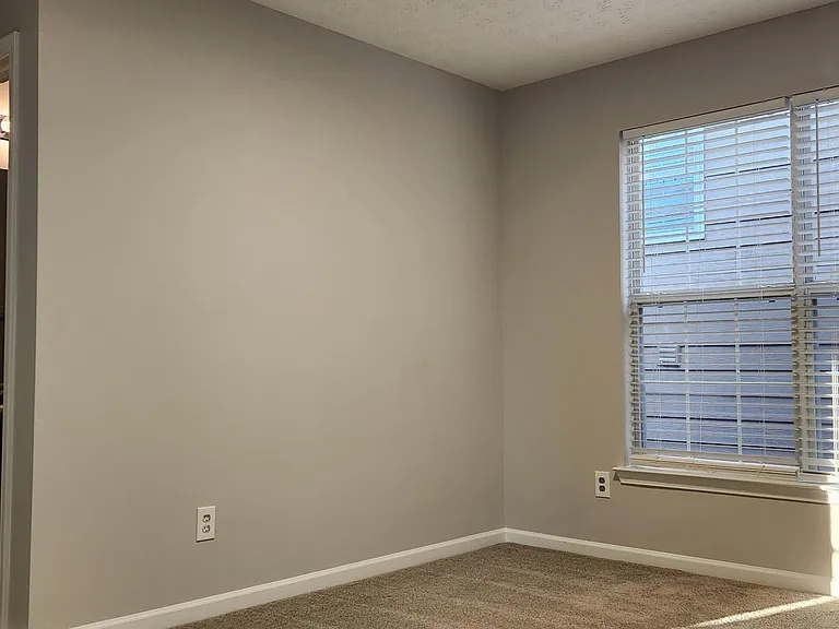 1354 Gates Dr SE — Photo 18