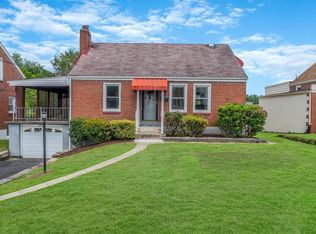 1204 Schweitzer Rd, McKeesport, PA 15135