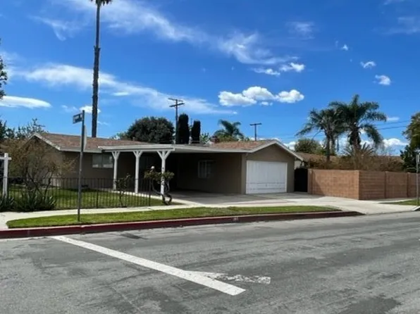7461 Farralone Ave, Canoga Park, CA 91303