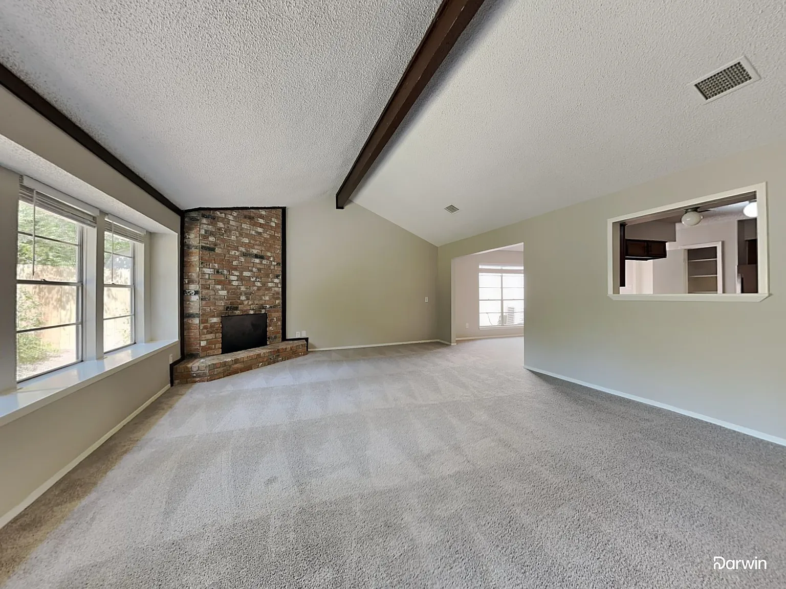 3 bed, 2.0 bath, 1599 sqft, $1,890 — Photo 3