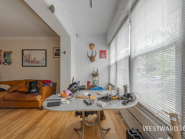 1406 W Farragut Ave #1 — Photo 6