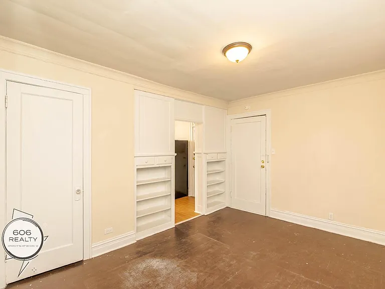 5017 W. Cermak Rd — Photo 3