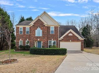 2825 Yorkview Ct, Charlotte, NC 28270