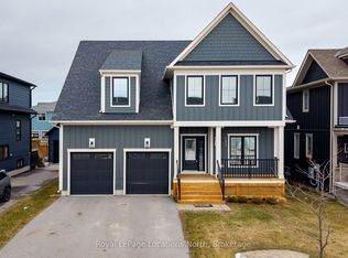 195 Courtland St W, The Blue Mountains, ON L9Y 4E4