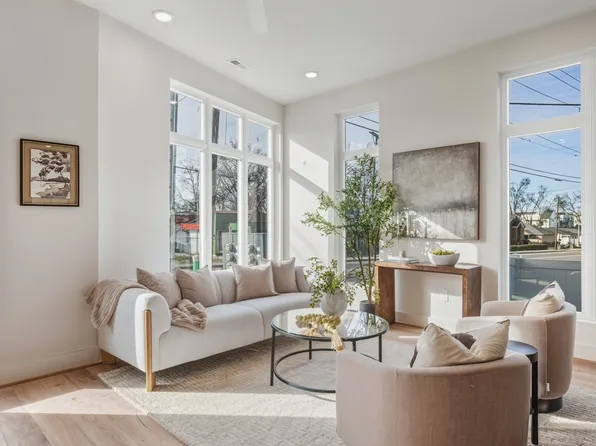 598 40th Ave N, Nashville, TN 37209