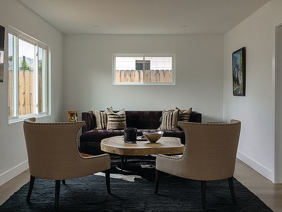 3rd image of 300 Lily Ln