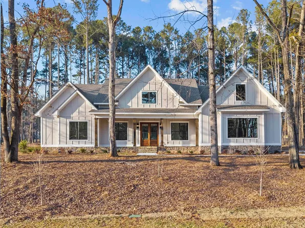 1570 Club Dr, Greensboro, GA 30642