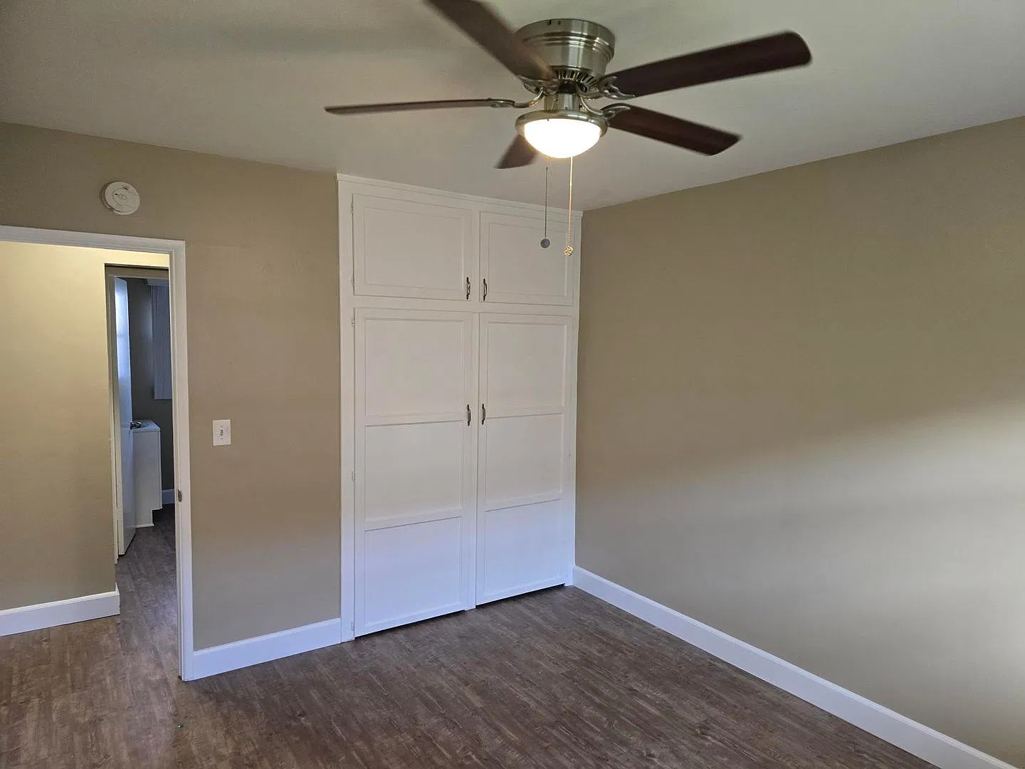LAST 1 Bedroom/ 1 Bathroom Apartment Available! — Photo 4