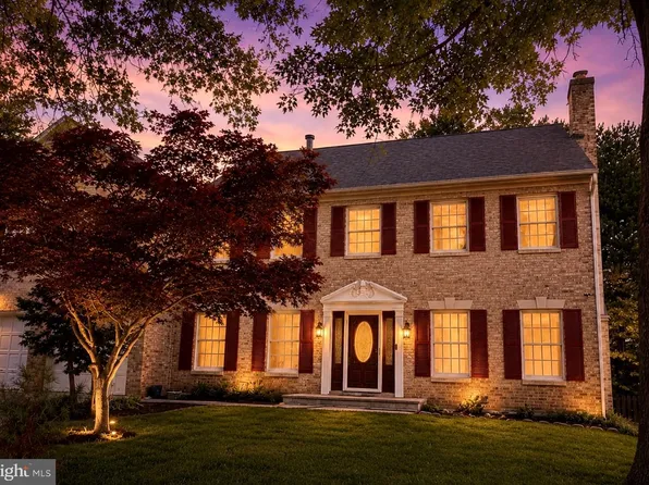 15517 Ambiance Dr, Gaithersburg, MD 20878