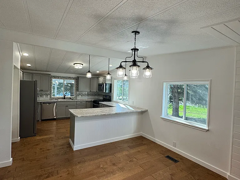 299 Cedar Creek Dr — Photo 33