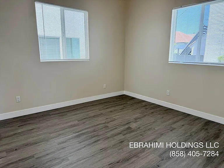 2976 National Ave — Photo 28