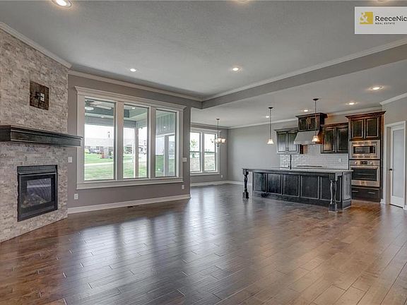 Welcome HOME! The Fairview floorplan by Award-Winning Summit Homes!