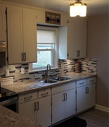 5th image of 20751 S Lake Shore Blvd