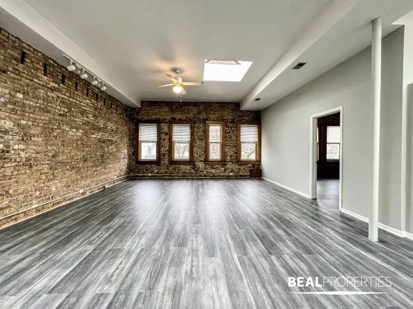 (undisclosed Address), Highland Park, IL 60035