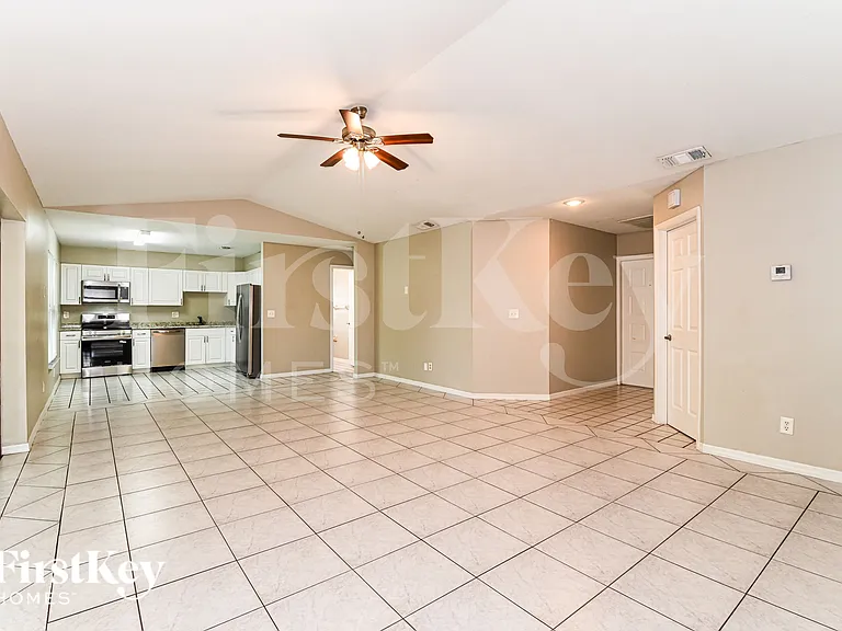 17420 Duquesne Rd — Photo 5
