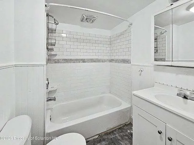 907 Green Ridge St — Photo 5