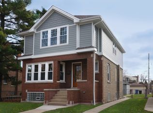 6821 Fleur Dr, Des Moines, IA 50321