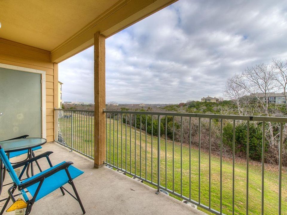 1st image of 2320 Gracy Farms Ln APT 813