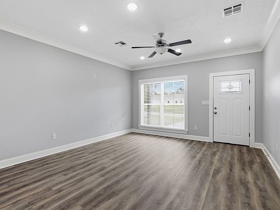 3rd image of 309 S Lyles St