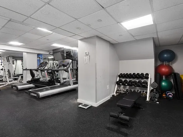 240 West 73rd Street image 5 of 8