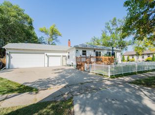 320 2nd St E, West Fargo, ND 58078