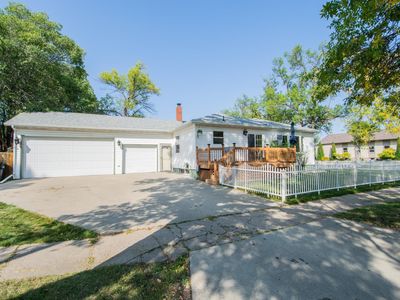 320 2nd St E, West Fargo, ND, 58078