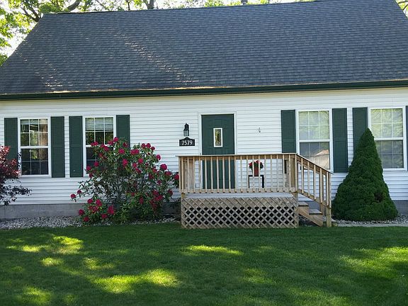2nd image of 7579 Siesta Ct