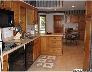 2nd image of 7610 Pico Ln