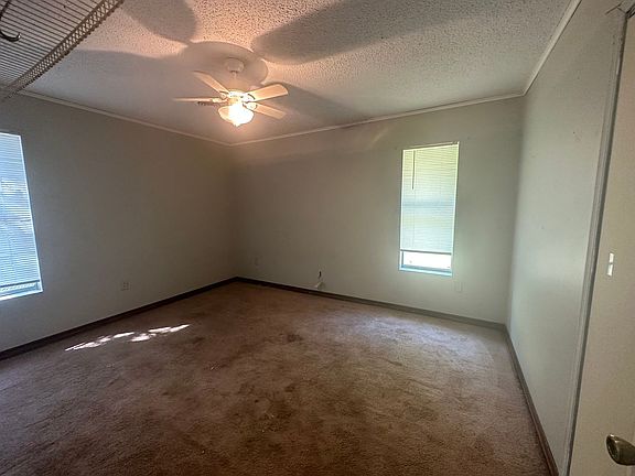 3rd image of 2020 Center St