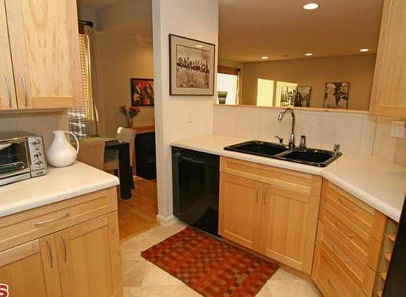5th image of 11949 Goshen Ave APT 202
