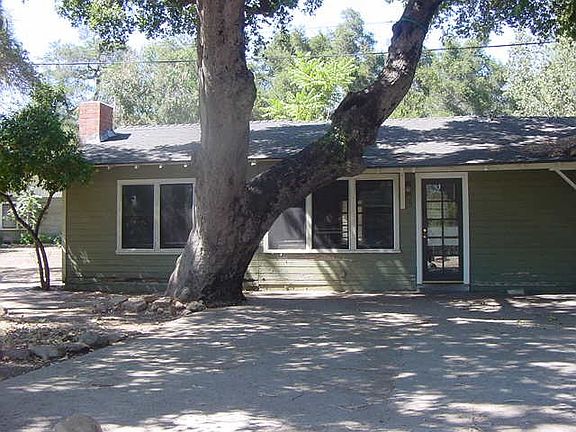2nd image of 412 Mallory Way APT 25