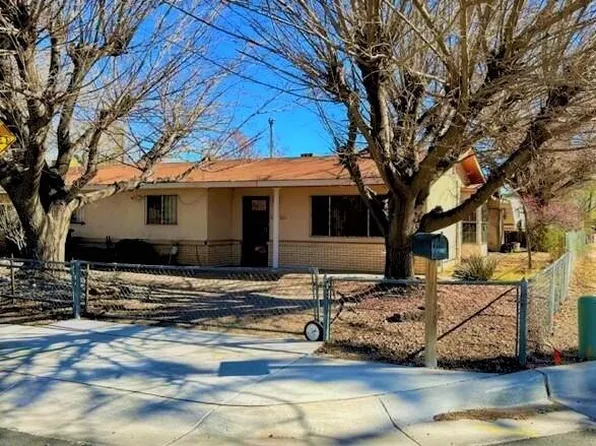 1912 Shari Vista Rd SW, Albuquerque, NM 87105