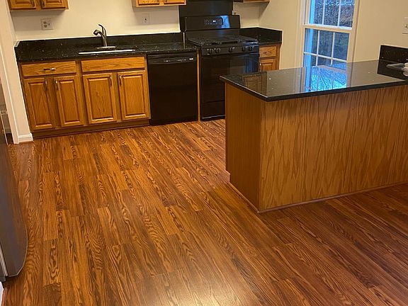 4th image of 12018 Shagbark Dr