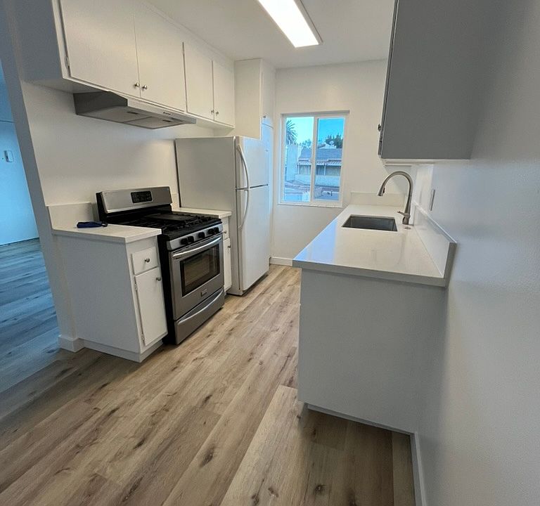 1st image of 3745 S Bentley Ave APT 5