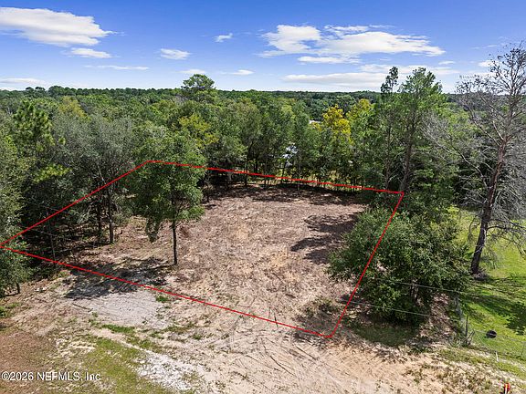4th image of 140 CHEROKEE Drive