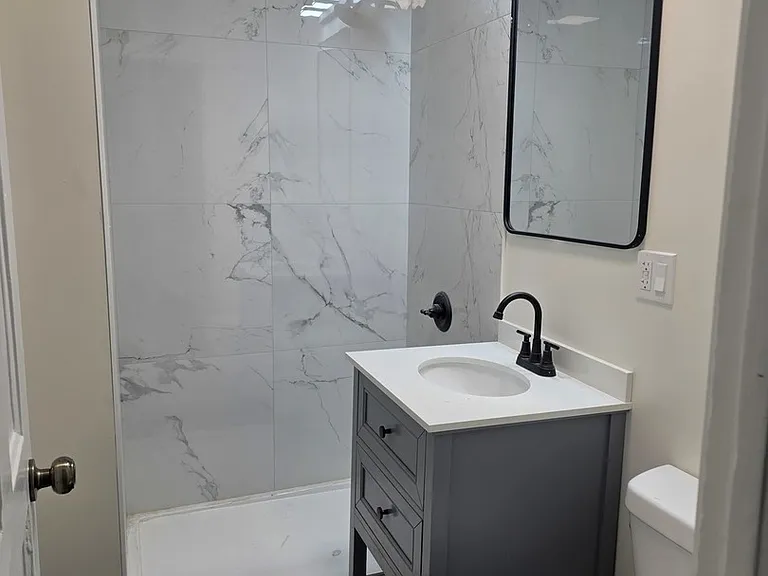 3444 S Western Ave #1R — Photo 7