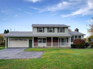 65 Jackie Dr, Rochester, NY 14612