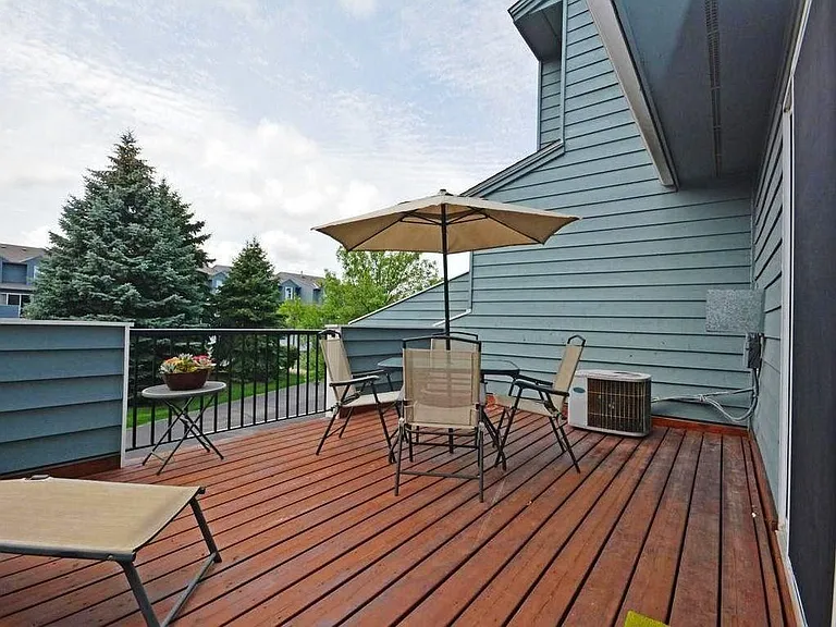 14358 Empire Ave — Photo 12