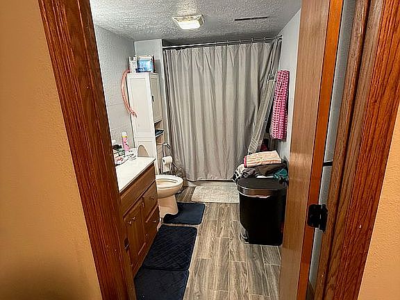 4th image of 2207 Westridge Dr