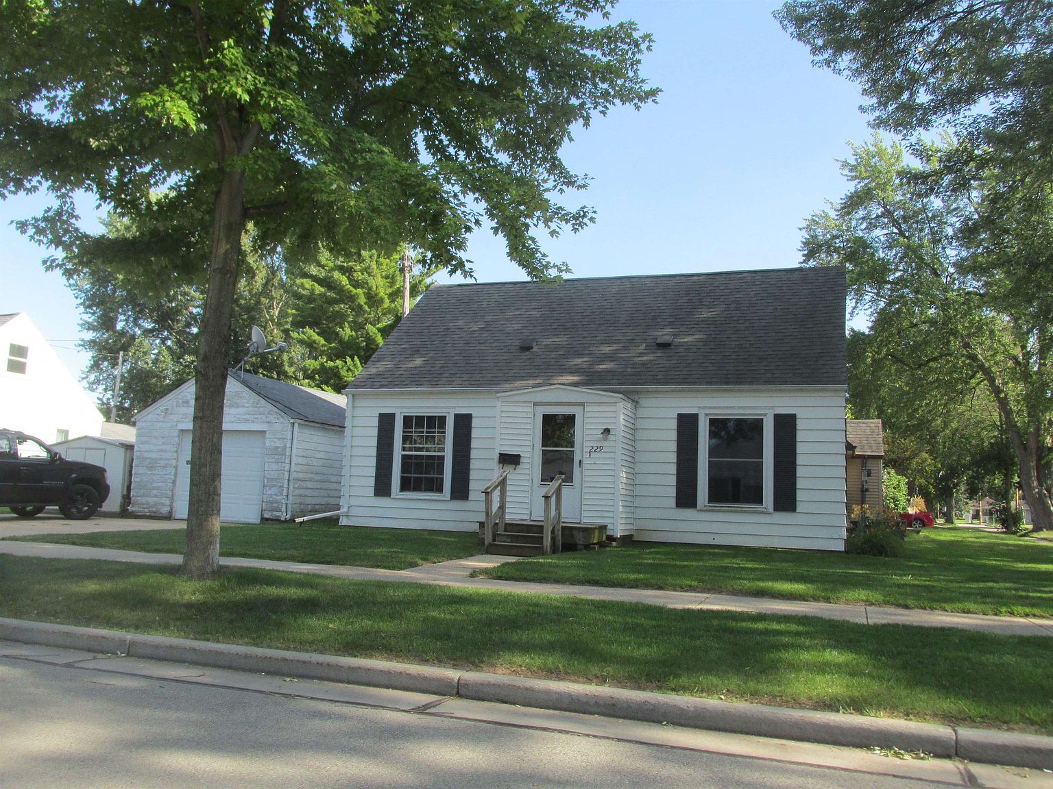 229 W Marquette St, Appleton, WI 54911 Zillow