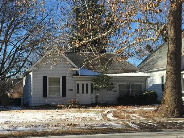 927 Troy Rd, Edwardsville, IL 62025