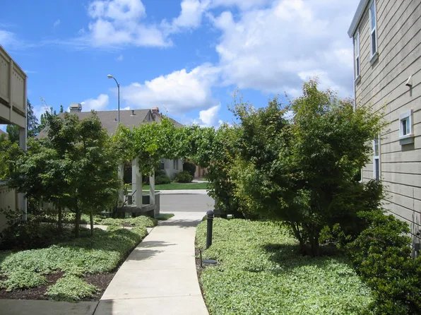 Waltzer Meadows, 2300 Waltzer Rd #2B-1Ba-1000Sqft, Santa Rosa, CA 95403