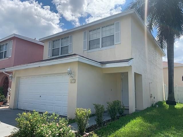 1st image of 4074 Eastridge Cir