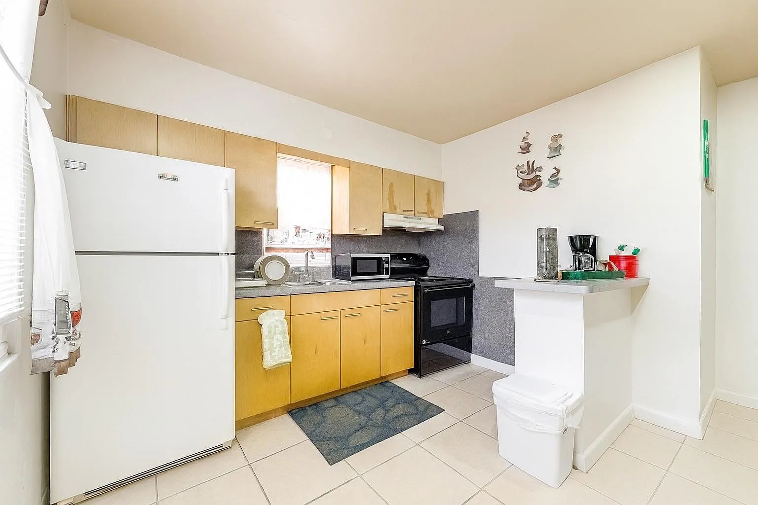 1 bed, 1.0 bath, 2087 sqft, $1,700 — Photo 1