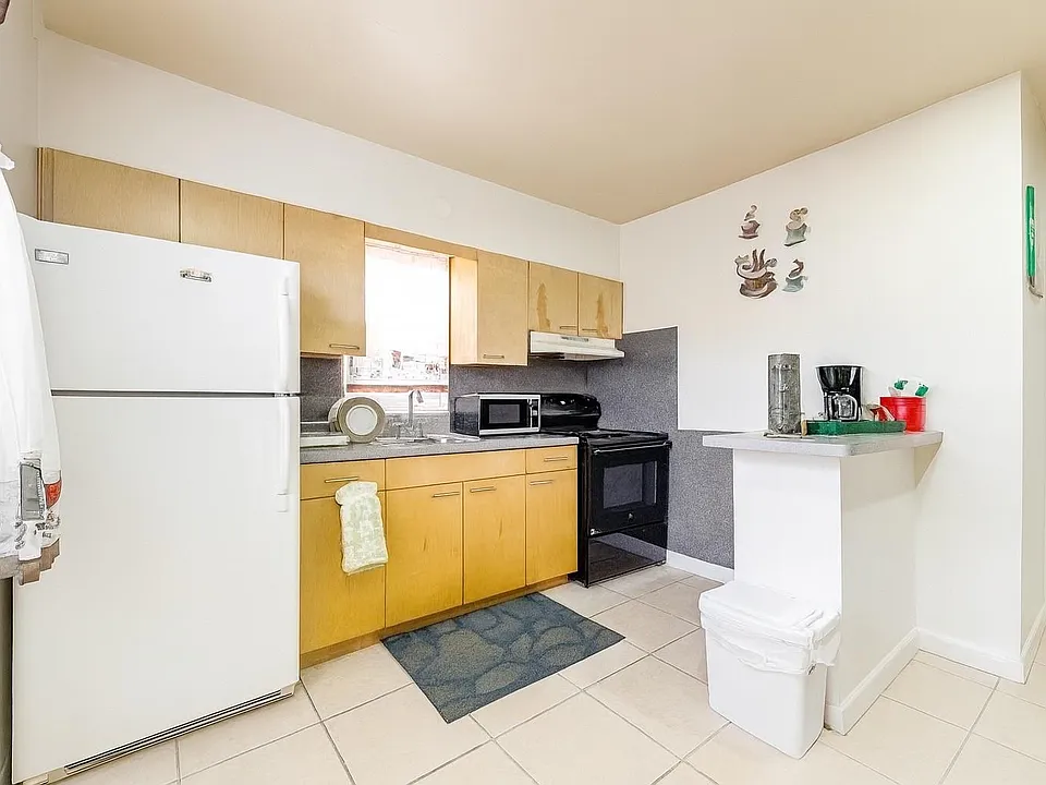 1935 Taylor St #2