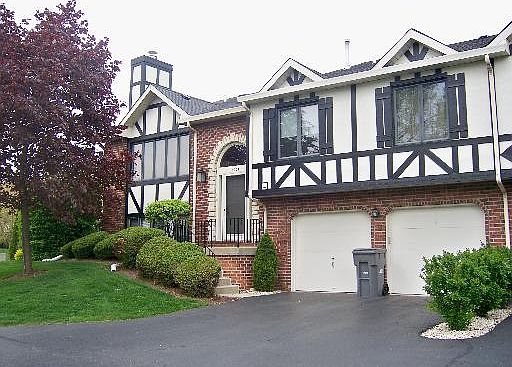 1st image of 9204 W Drummond Dr