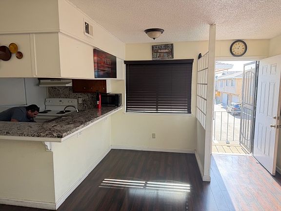 4th image of 7562 24th St #4