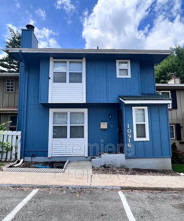 1st image of 10916 McKinley Dr